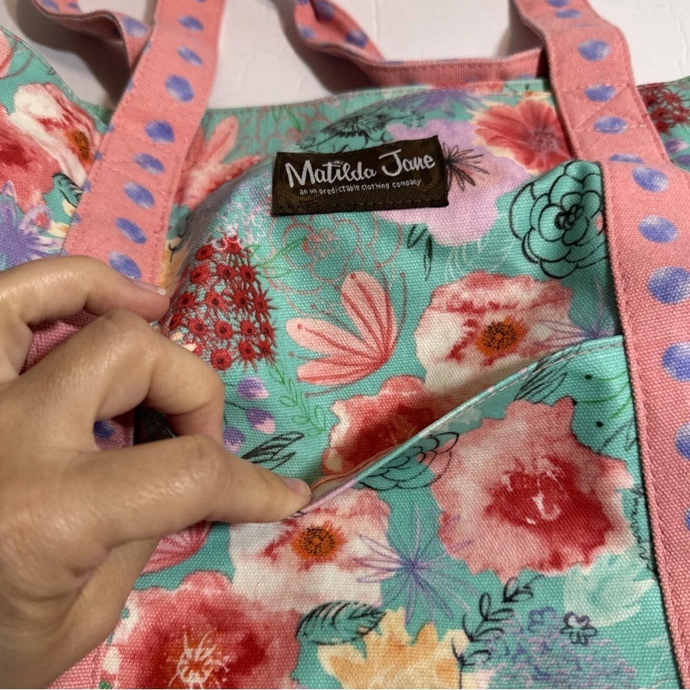 MATILDA JANE Relaxing Sunshine Pink Floral & Dots Oversize Tote Bag 19” Wide - Picture 8 of 16